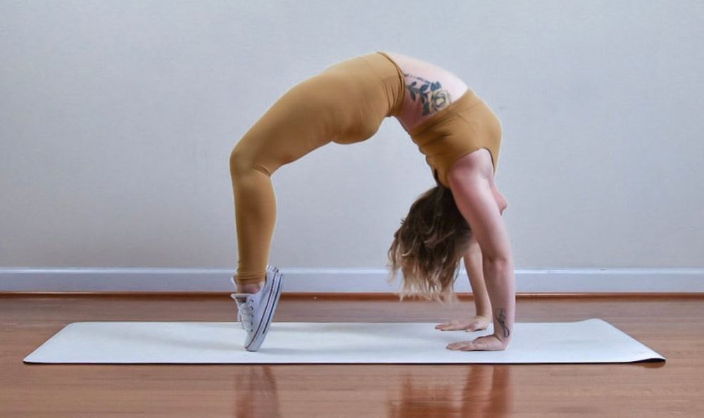 My Little Moppet - Gentle postpartum back pain relief yoga poses for new  mom's. Get back on the mat by building back your strength where pregnancy  has weakened the core,shoulders and back. #